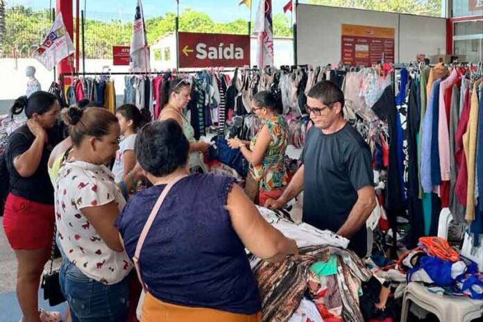 Super-Nova-Era-da-Grande-Circular-recebe-um-bazar-com-mais-de-50-expositores-e-itens-por-R$1,99