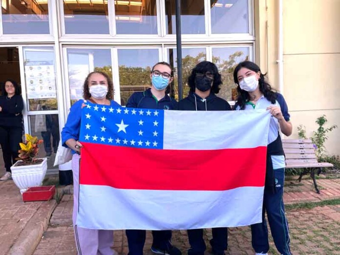 Alunos-do-Colégio-IDAAM-destacam-pesquisa-em-congresso-internacional-de-sustentabilidade