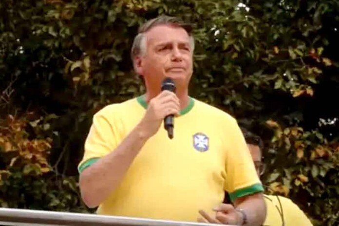 Bolsonaro-defende-anistia,-critica-Lula-e-lamenta-'farsa-do-8-de-janeiro'