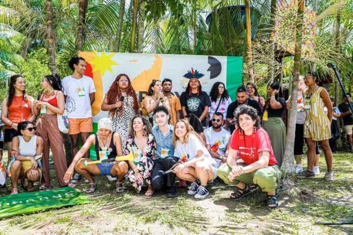 Cacique-Raoni-participa-de-evento-de-entrega-da-Carta-Declaratória-das-Juventudes-da-América-Latina1