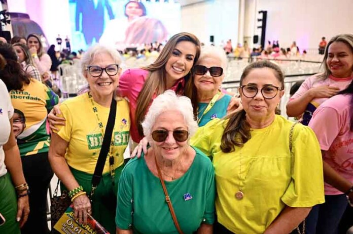 Outubro-Prateado-é-Lei-no-Amazonas-de-autoria-de-Débora-Menezes