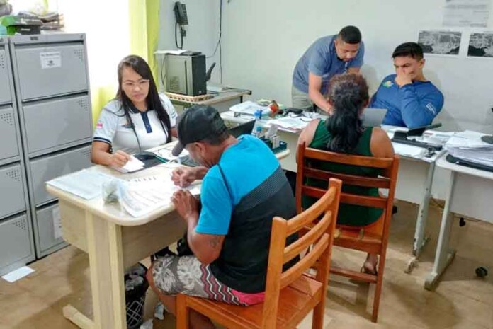 Pescadores-de-São-Gabriel-da-Cachoeira-recebem-um-total-de-R$-873-mil-em-crédito-rural