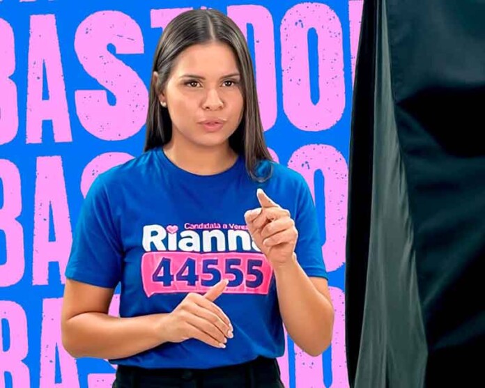 Rianna-segue-candidata-em-Tefé