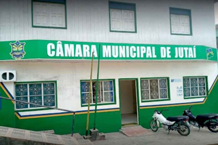 TCE-AM-reprova-contas-e-multa-ex-presidente-da-Câmara-de-Jutaí-em-R$-20-mil
