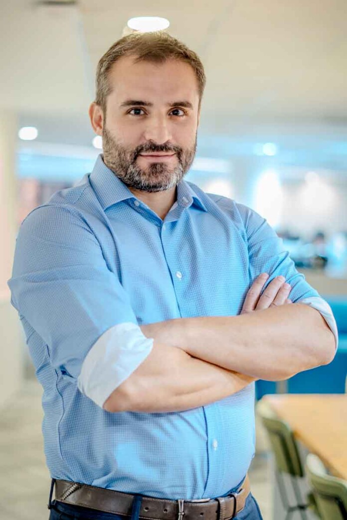 Daniel-Parra,-CEO-Intelligenti