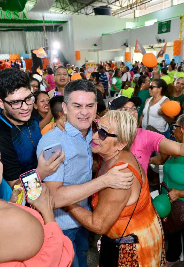 David-Almeida-desenvolve-melhorias-para-terceira-idade-e-apresenta-plano-para-os-próximos-quatro-anos-em-Manaus