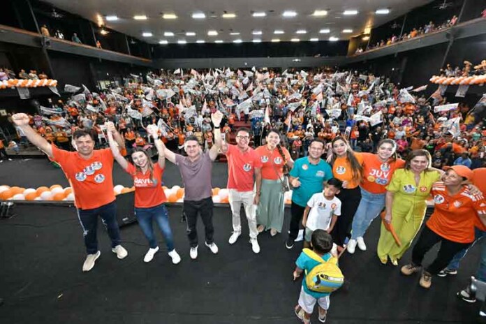 Não-se-mexe-em-time-que-está-ganhando-declara-David-Almeida
