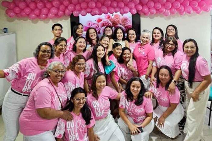 Pacientes-da-FCecon-participam-de-dia-de-beleza-com-a-Casa-Talita-Cumi-em-celebração-ao-Outubro-Rosa