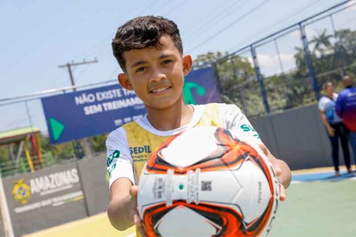 Sedel-apoia-projetos-de-esporte-de-base-ao-doar-36-mil-itens-de-equipamentos