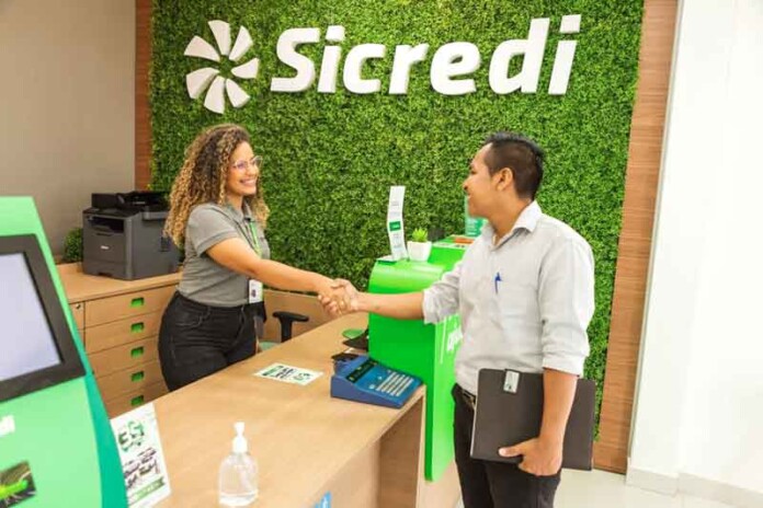 Sicredi-comemora-4-anos-de-atuação-no-Amazonas