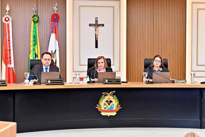 TCE-AM-irá-apurar-atraso-no-pagamento-de-parlamentares-da-Câmara-de-Manacapuru