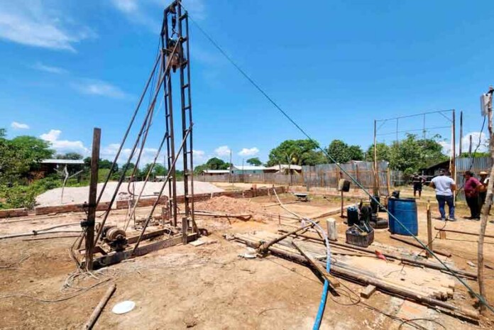 Trabalho-de-fornecimento-de-água-em-comunidades-rurais-de-Itacoatiara-está-sendo-executado