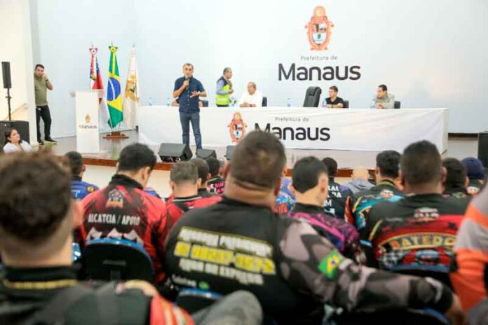 Audiência-pública-é-realizada-pela-prefeitura-para-ouvir-motociclistas-que-atuam-no-serviço-de-transporte-por-aplicativo