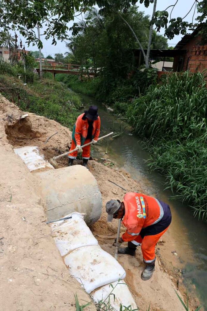 Construção-emergencial-de-rip-rap-irá-conter-erosão-na-comunidade-Nova-Vida