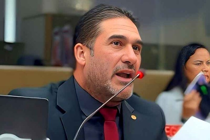 Deputado-Cristiano-D’Angelo-propõe-política-de-capacitação-em-inteligência-artificial-para-professores