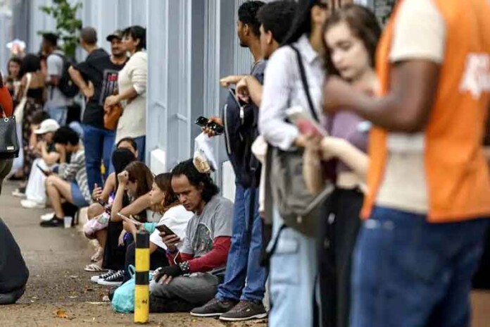 Enem-2024-Gabaritos-e-cadernos-de-questões-estão-disponíveis-no-portal-do-Inep
