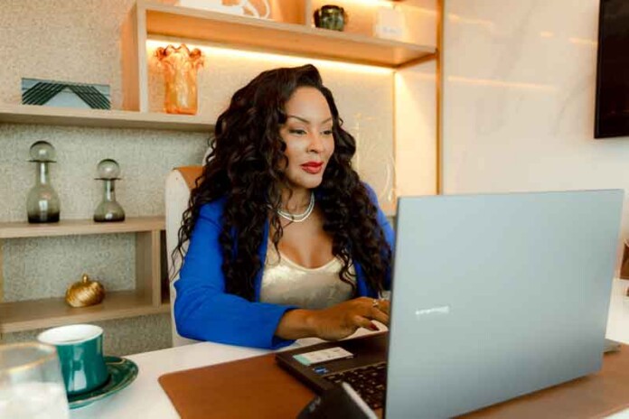 Gabriela-Pereira,-advogada