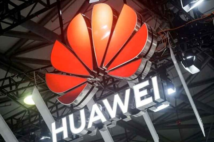 Huawei-lança-primeiro-'smartphone'-com-sistema-operacional-próprio