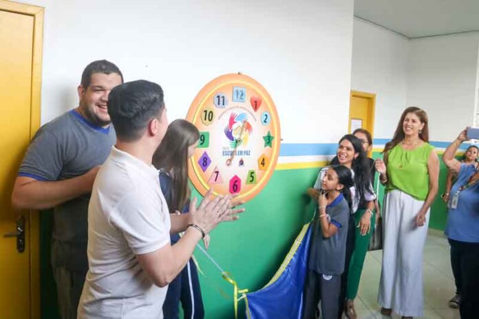 Relógio-da-Pa-Uma-ferramenta-para-construir-ambientes-escolares-mais-pacíficos