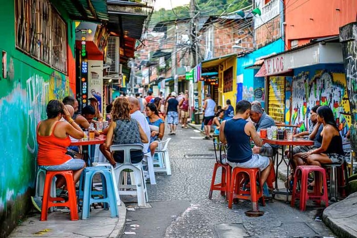 13º-salário-estimula-o-consumo-em-bares-e-restaurantes-nas-favelas
