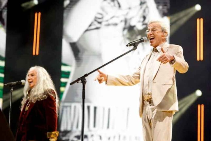 Caetano-e-Bethânia-homenageiam-Gal-Costa-em-show