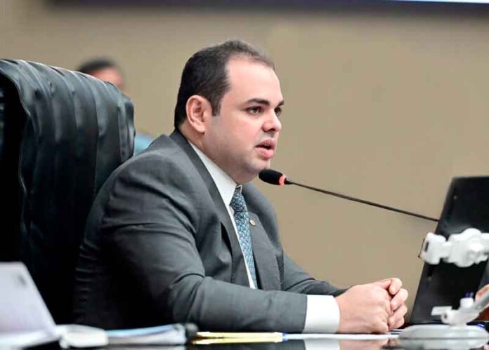 Deputado-estadual-Roberto-Cidade