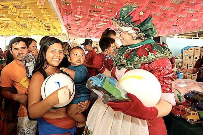 Natal-dos-Sonhos-chega-à-comunidade-Santa-Maria