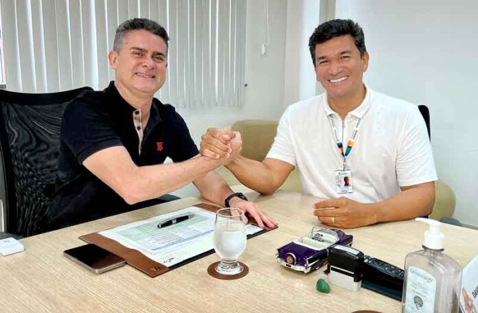 Prefeito-David-Almeida-confirma-Jesus-Alves-na-Secretaria-de-Habitação