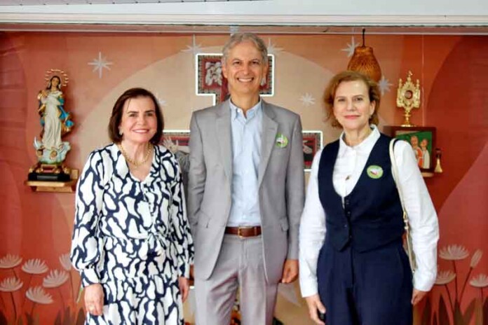 Presidente-do-TCE-AM-participa-da-inauguração-do-primeiro-barco-hospital-do-Amazonas