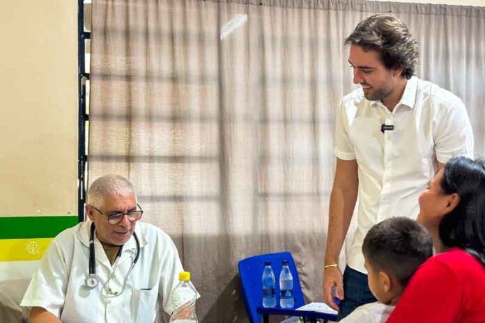 Ação-em-São-Sebastião-do-Uatumã-Deputado-Thiago-Abrahim