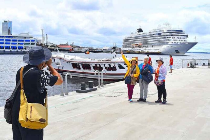 Píer-Manaus-355-se-consolida-como-cartão-postal-e-impulso-turismo-fluvial-na-capital