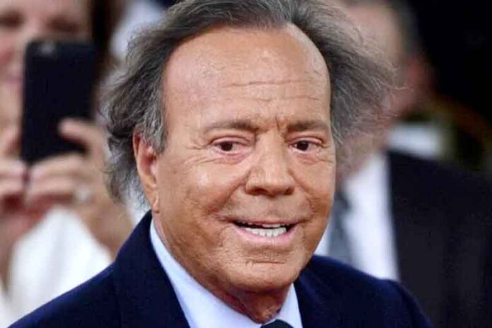Aos-81-anos,-Julio-Iglesias-lida-com-problemas-de-locomoção-causados-por-osteoblastoma