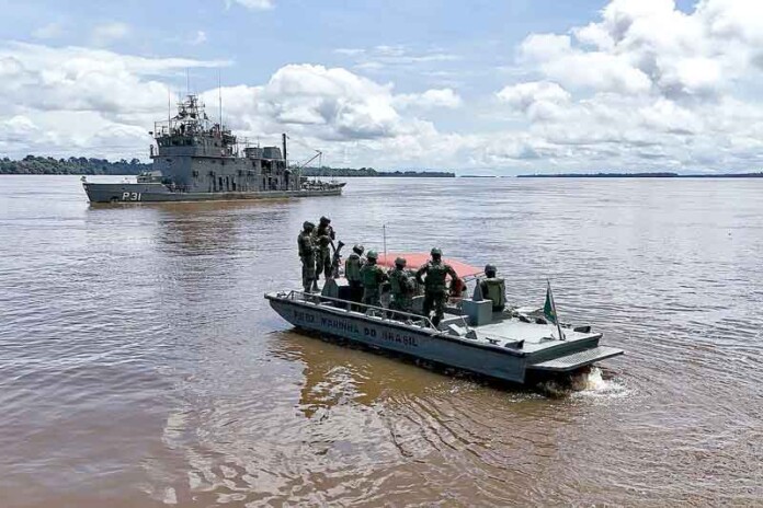 Marinha-intensifica-combate-ao-crime-no-Rio-Japurá-durante-Operação-Ágata-Amazônia