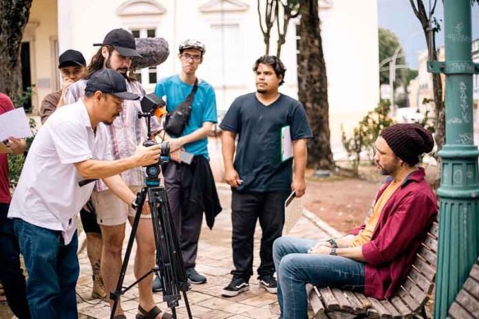 A-Fala-que-Move-toca-as-emoções-em-curta-sobre-finitude-e-transformação