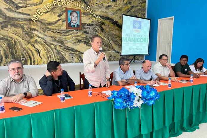 Adjuto-Afonso-discute-adensamento-da-cadeia-da-borracha-em-Manicoré