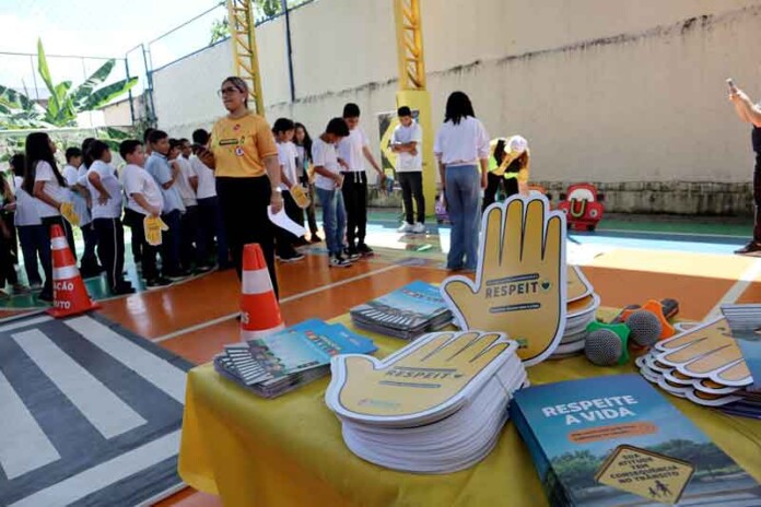 Aprender-brincando-alunos-mergulham-no-universo-das-leis-de-trânsito