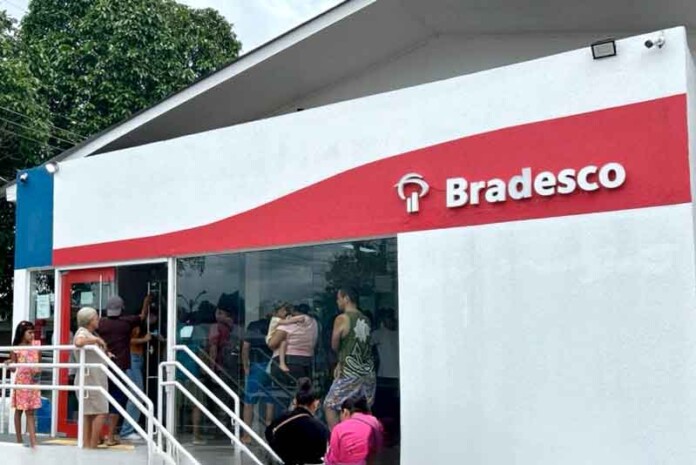 Falta-de-estrutura-em-banco-leva-MP-a-pedir-intervenção-urgente-em-Rio-Preto-da-Eva-Bradeso