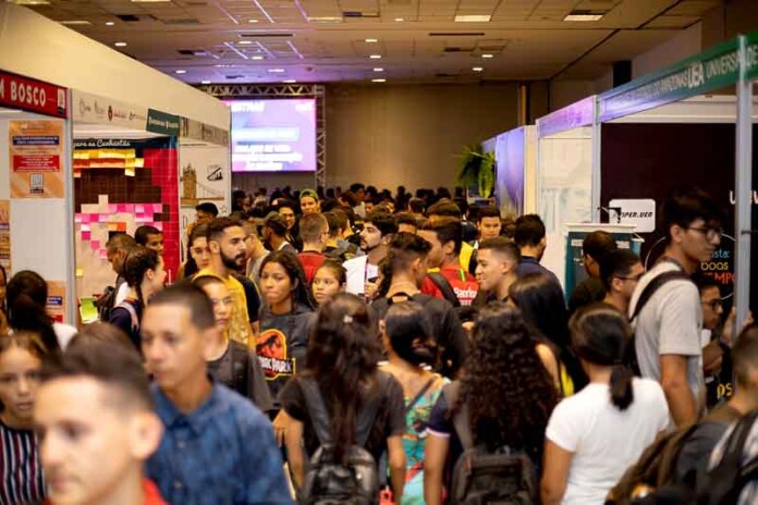 Estudantes-e-profissionais-terão-acesso-a-universidades,-oficinas-e-workshops-na-FNE-2025