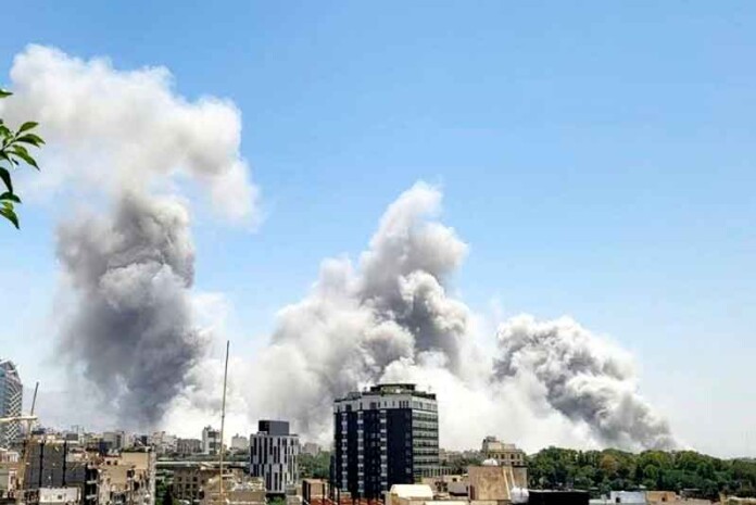 Israel-bombardeia-Teerã-com-intensidade-inédita-e-atinge-sede-da-Guarda-Revolucionária