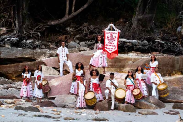 Novos-Figurinos-do-Maracatu-Pedra-Encantada-Unem-Arte,-Consciência-e-Criatividade