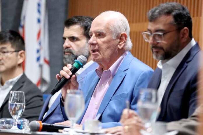 Serafim-Corrêa-rebate-ataques-à-Zona-Franca-e-responsabiliza-juros-por-déficit-da-União