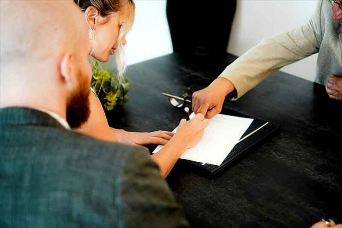 Casar-por-contrato-pré-nupcial--segurança-ou-desconfiança