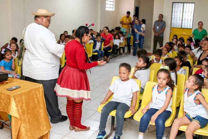 Educação-ambiental-chega-às-escolas-com-contação-de-histórias-sobre-queimadas-na-Amazônia