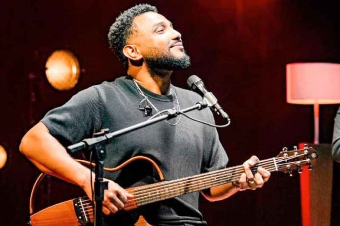 Eli-Soares-é-confirmado-no-palco-gospel-do-#SouManaus-2025