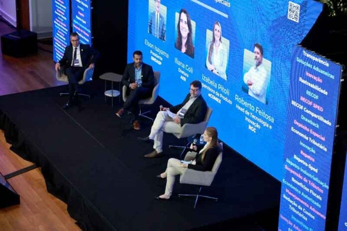 Evento-em-Manaus-discute-desafios-e-oportunidades-da-ZFM-no-comércio-exterior