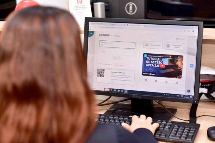 Informática-e-Inglês-estão-entre-os-cursos-mais-disputados-do-curso-do-Cetam