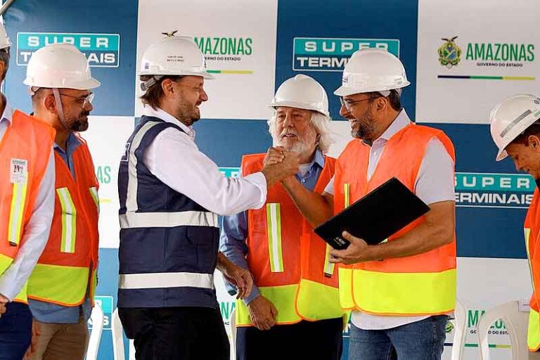 Manaus terá primeira usina de gás natural para operações portuárias no Norte do Brasil