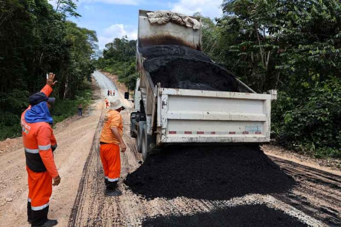 Obras-no-ramal-Rio-Branquinho-garantem-mobilidade-e-segurança-a-produtores