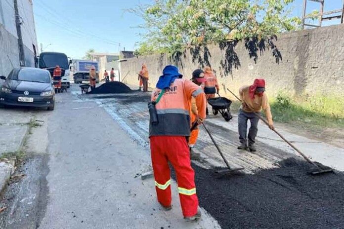 Recuperação-viária-melhora-tráfego-e-segurança-no-bairro-Jorge-Teixeira