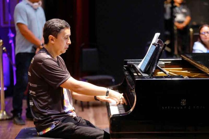 Teatro-Amazonas-revive-obra-prima-de-Prokofiev-com-cantata-baseada-em-filme-soviético-histórico